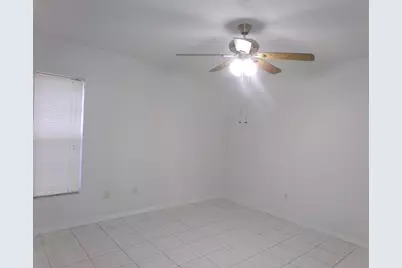 1490 SE Grapeland Avenue, Port Saint Lucie, FL 34952 - Photo 4