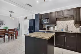 1520 NE 34th Ct, Pompano Beach, FL 33064 - Photo 4