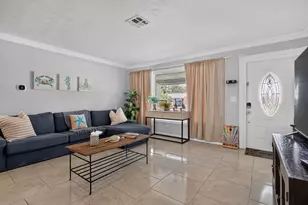 1520 NE 34th Ct, Pompano Beach, FL 33064 - Photo 8