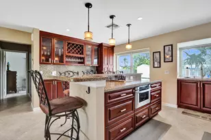 80 SE 10th St, Pompano Beach, FL 33060 - Photo 12