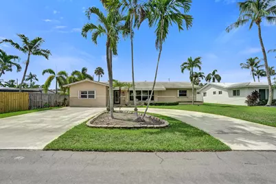 80 SE 10th Street, Pompano Beach, FL 33060 - Photo 1