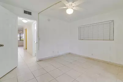 3040 Lake Osborne Drive #109, Lake Worth, FL 33461 - Photo 18