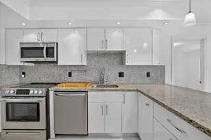 300 Diplomat Pkwy, Hallandale Beach, FL 33009 - Photo 14