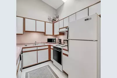 815 Andrew Redding Road #202, Lantana, FL 33462 - Photo 10
