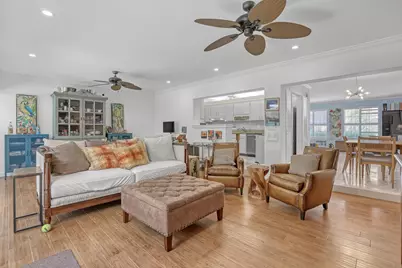 306 Cascade Lane, Palm Beach Shores, FL 33404 - Photo 18