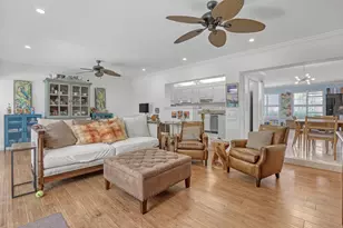 306 Cascade Ln, Palm Beach Shores, FL 33404 - Photo 18