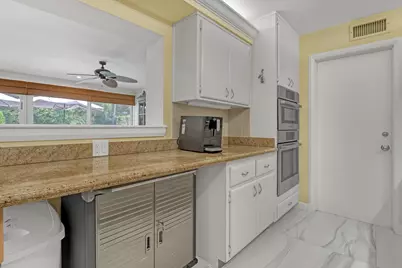 306 Cascade Lane, Palm Beach Shores, FL 33404 - Photo 14