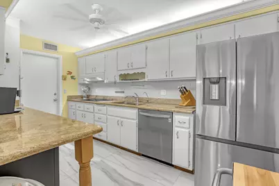 306 Cascade Lane, Palm Beach Shores, FL 33404 - Photo 16