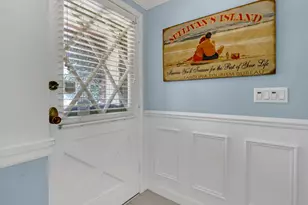 306 Cascade Ln, Palm Beach Shores, FL 33404 - Photo 8