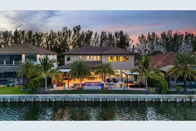 8590 W Parkland Bay Trail, Parkland, FL 33076 - Photo 2