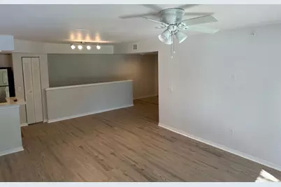4179 N Haverhill Road #609, West Palm Beach, FL 33417 - Photo 4