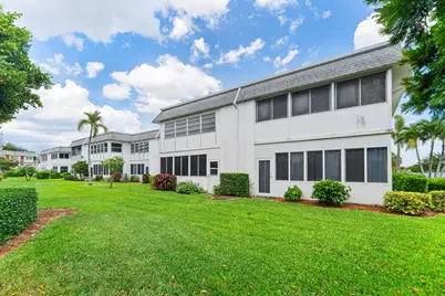 3160 Lake Osborne Drive #Bldg 6 unit 206, Lake Worth Beach, FL 33461 - Photo 4