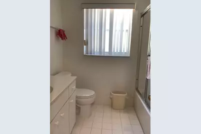 201 SW 98th Terrace, Pembroke Pines, FL 33025 - Photo 8