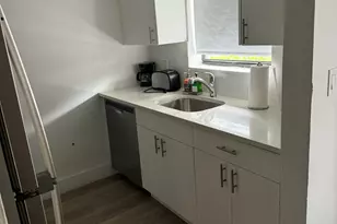 2100 NE 33rd Ave, Fort Lauderdale, FL 33305 - Photo 6