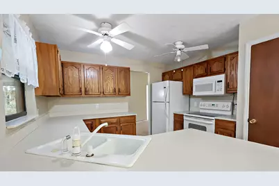 878 SW McComb Avenue, Port Saint Lucie, FL 34953 - Photo 4