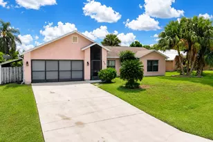 878 SW McComb Ave, Port Saint Lucie, FL 34953 - Photo 1