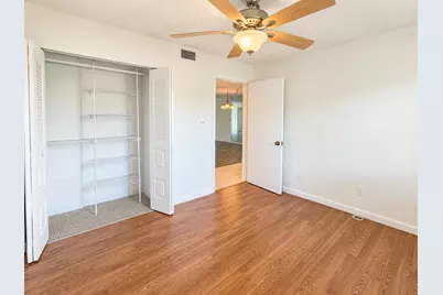 3178 Via Poinciana Drive #411, Lake Worth, FL 33467 - Photo 8