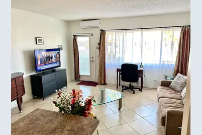920 SW 11th Avenue #5d, Hallandale Beach, FL 33009 - Photo 1