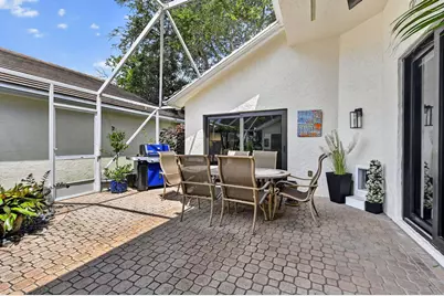 2865 N Clearbrook Circle N, Delray Beach, FL 33445 - Photo 8