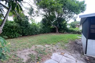 756 W 1st St, Riviera Beach, FL 33404 - Photo 4