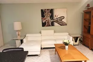 141 NE 10th Ave, Hallandale Beach, FL 33009 - Photo 6