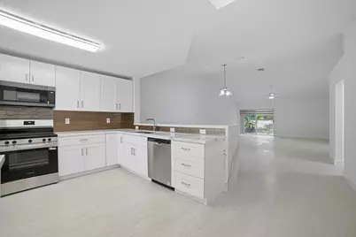 4112 Pine Ridge Lane, Weston, FL 33331 - Photo 8