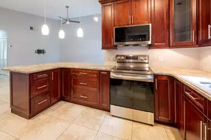 325 NW 65th Terrace, Plantation, FL 33317 - Photo 10