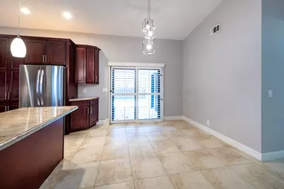 325 NW 65th Terrace #325, Plantation, FL 33317 - Photo 4