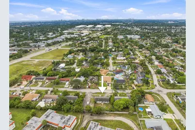 399 SW 14th Street, Deerfield Beach, FL 33441 - Photo 30