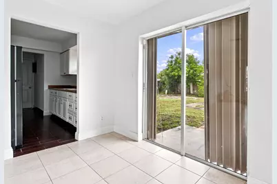 399 SW 14th Street, Deerfield Beach, FL 33441 - Photo 14