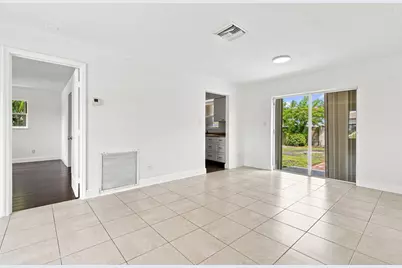 399 SW 14th Street, Deerfield Beach, FL 33441 - Photo 6