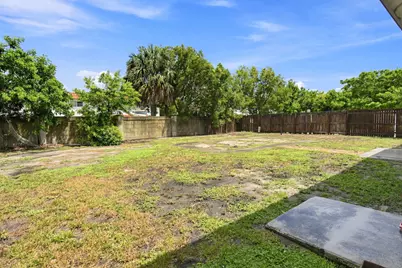 399 SW 14th Street, Deerfield Beach, FL 33441 - Photo 8