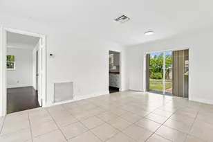 399 SW 14th St, Deerfield Beach, FL 33441 - Photo 6