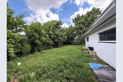 761 NW 183rd Drive, Miami Gardens, FL 33169 - Photo 38