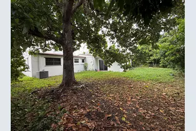 761 NW 183rd Drive, Miami Gardens, FL 33169 - Photo 36