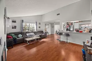 10975 NW 27th Pl, Sunrise, FL 33322 - Photo 4