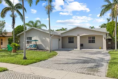 10975 NW 27th Place, Sunrise, FL 33322 - Photo 2