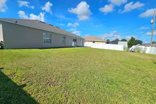 1465 SW San Esteban Ave, Port Saint Lucie, FL 34953 - Photo 18