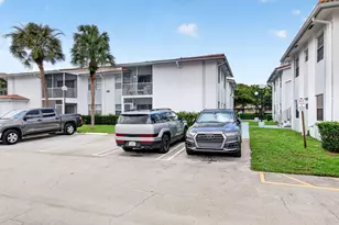 2720 Forest Hills Blvd, Coral Springs, FL 33065 - Photo 10
