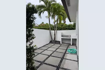 13479 Fountain View Boulevard, Wellington, FL 33414 - Photo 2