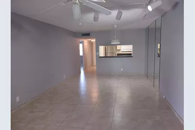 3212 Strawflower Way #207, Lake Worth, FL 33467 - Photo 4