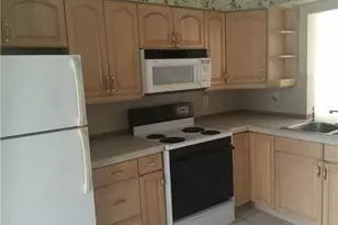 9330 NW 42nd Ct, Sunrise, FL 33351 - Photo 2