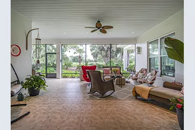 934 Carolina Circle SW, Vero Beach, FL 32962 - Photo 20