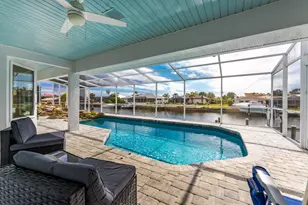 139 Seville Pl SW, Port Charlotte, FL 33952 - Photo 2