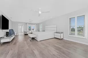 139 Seville Pl SW, Port Charlotte, FL 33952 - Photo 14