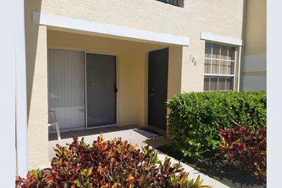 104 SW Peacock Boulevard #3-104, Port Saint Lucie, FL 34986 - Photo 2