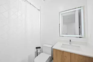818 NE 2nd St, Fort Lauderdale, FL 33301 - Photo 22