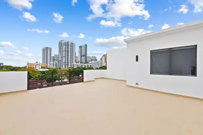 818 NE 2nd Street, Fort Lauderdale, FL 33301 - Photo 8