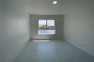 19255 NE 2nd Ave, Miami, FL 33179 - Photo 12