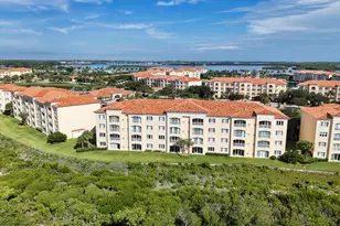 25 Harbour Isle Dr W, Fort Pierce, FL 34949 - Photo 40